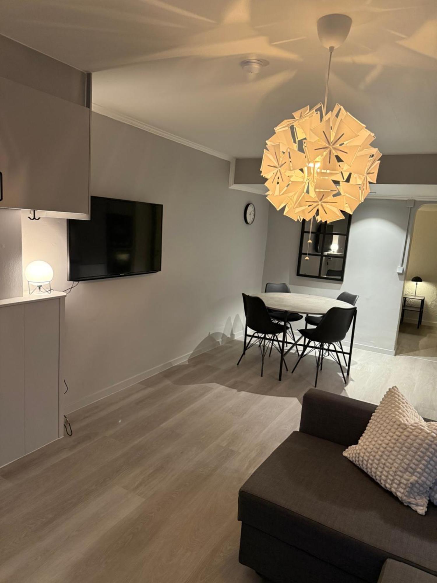 Appartamento Modern Familjelaegenhet Sundsvall Esterno foto
